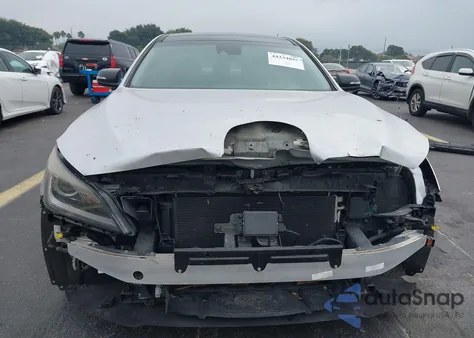 2016 Hyundai Genesis 3.8 z USA, uszkodzony, nr VIN KMHGN4JE3GU110475